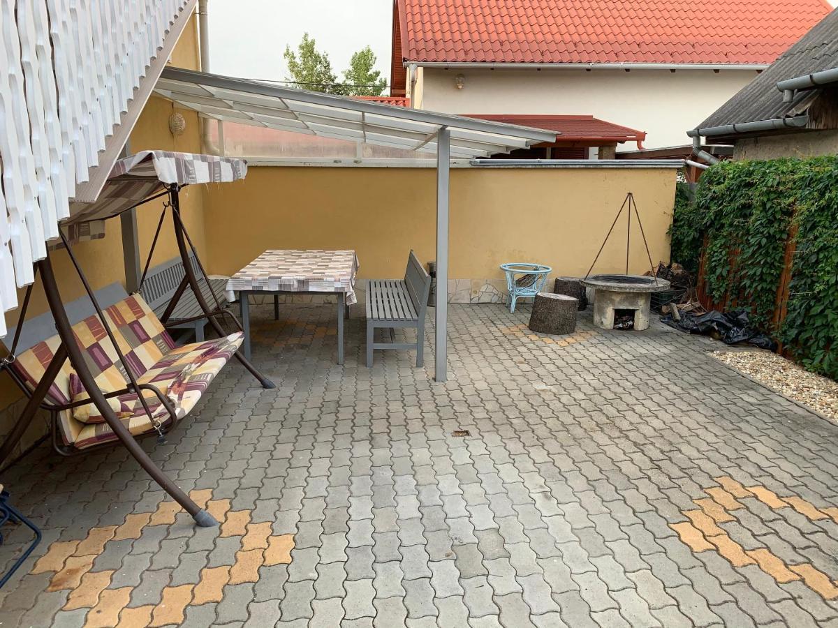 Gazlang Apartman Hajduszoboszlo Luaran gambar