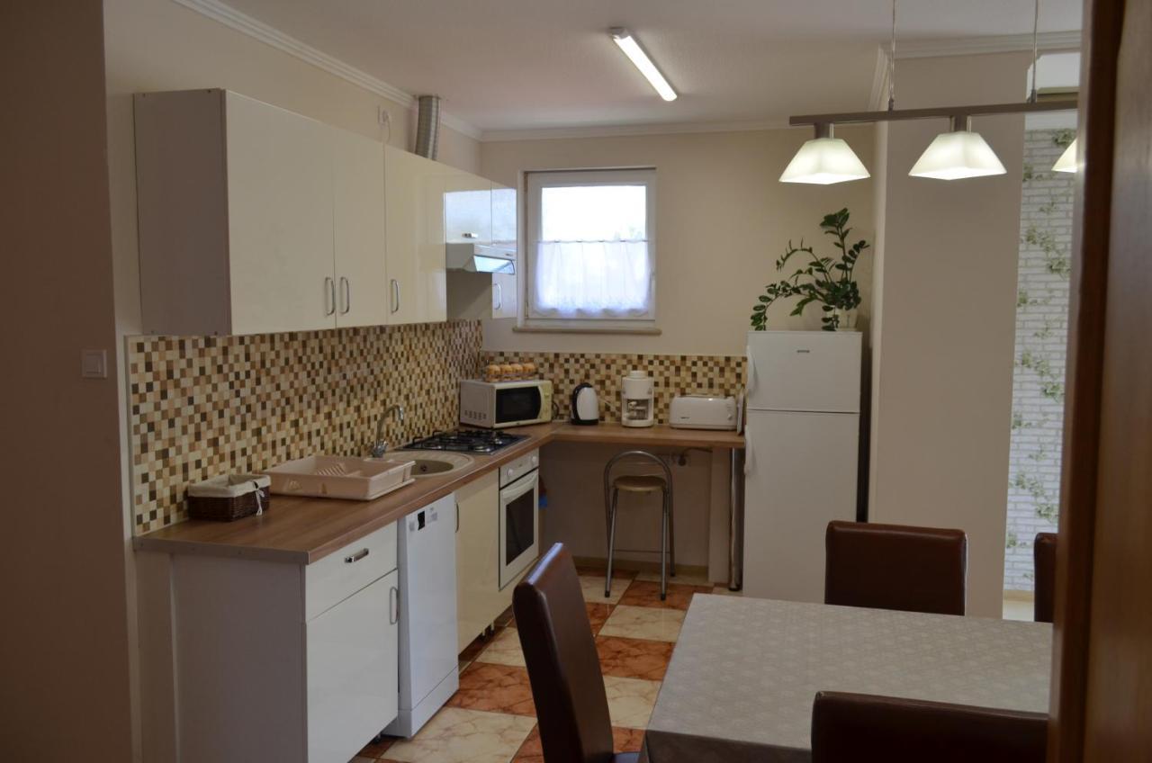 Gazlang Apartman Hajduszoboszlo Luaran gambar